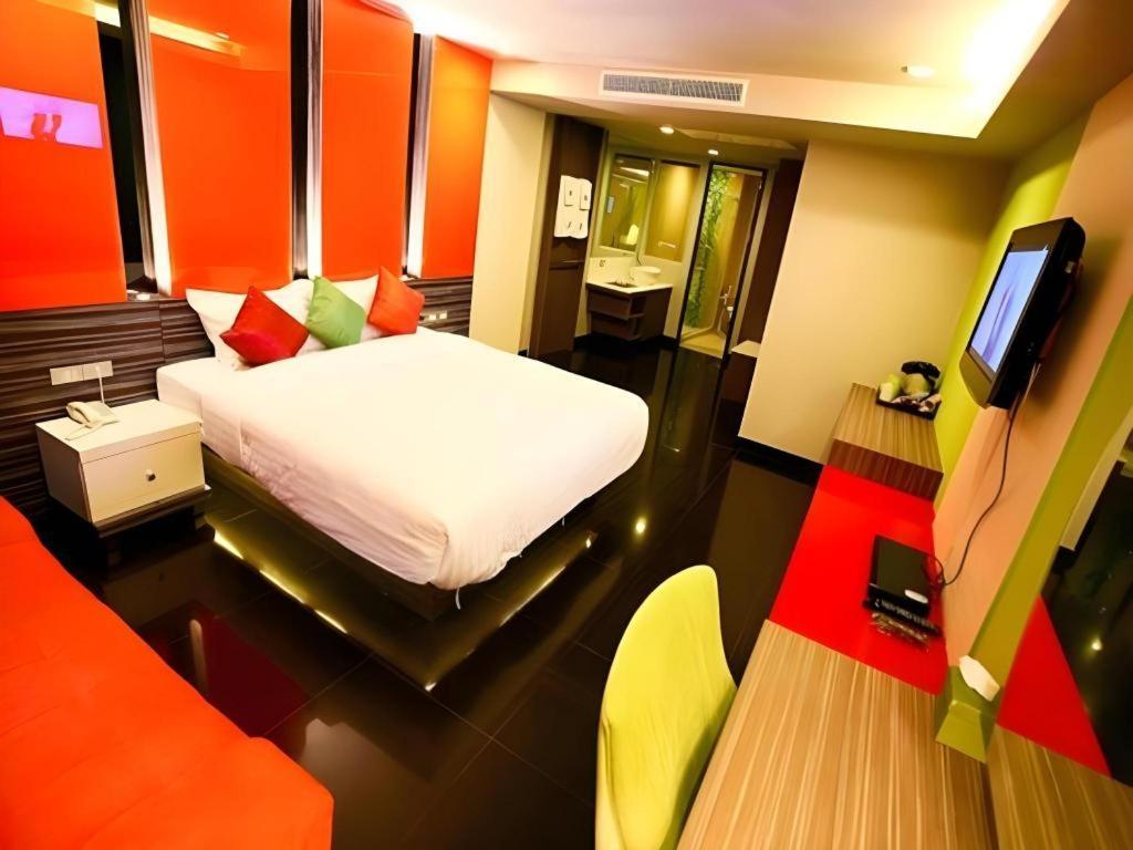 Heaven@4 Hotel