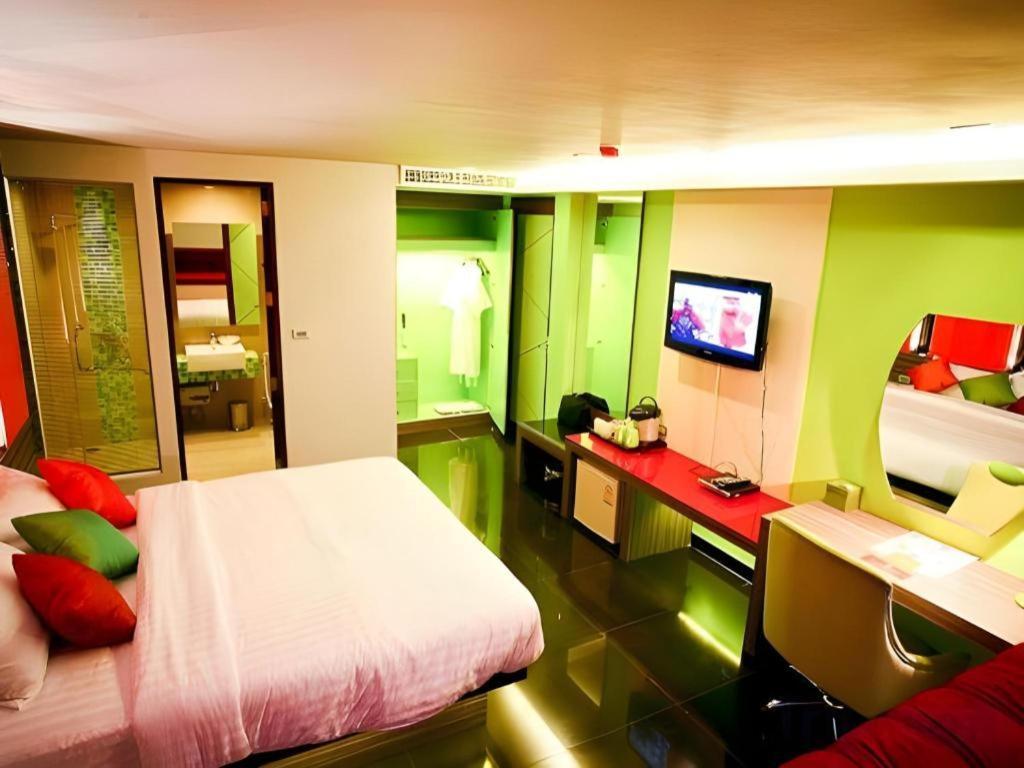 Hotel Heaven@4