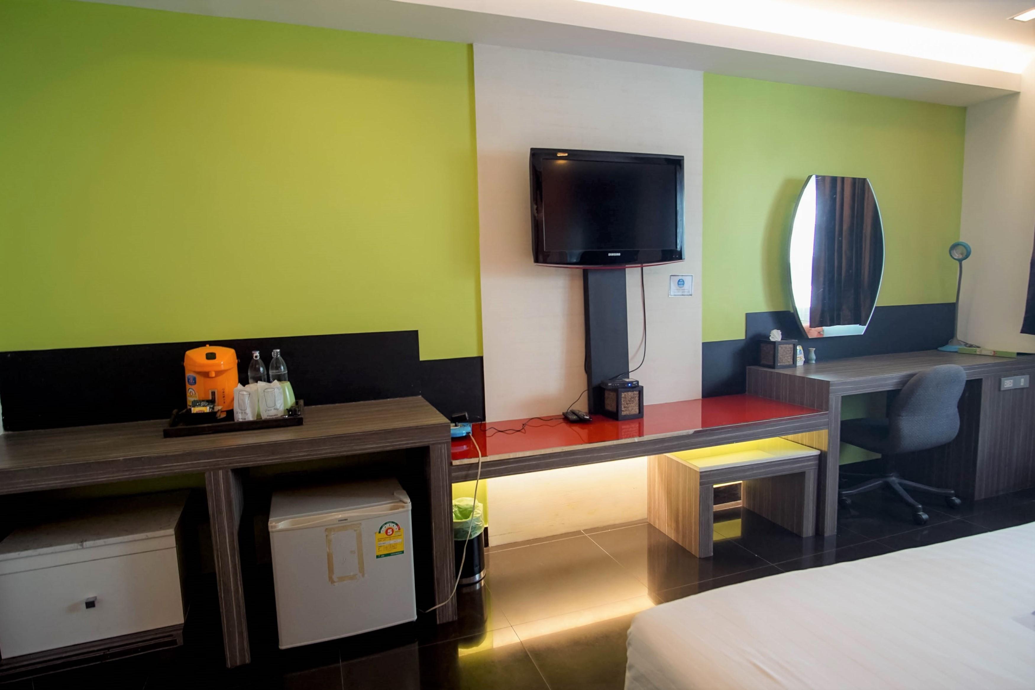 Heaven@4 Hotel